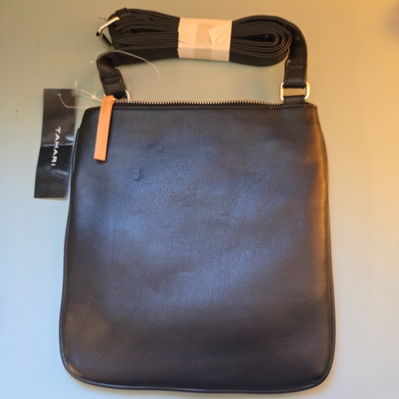🪷 NWT TAHARI Kirsten Black Crossbody Bag - Picture 2 of 6